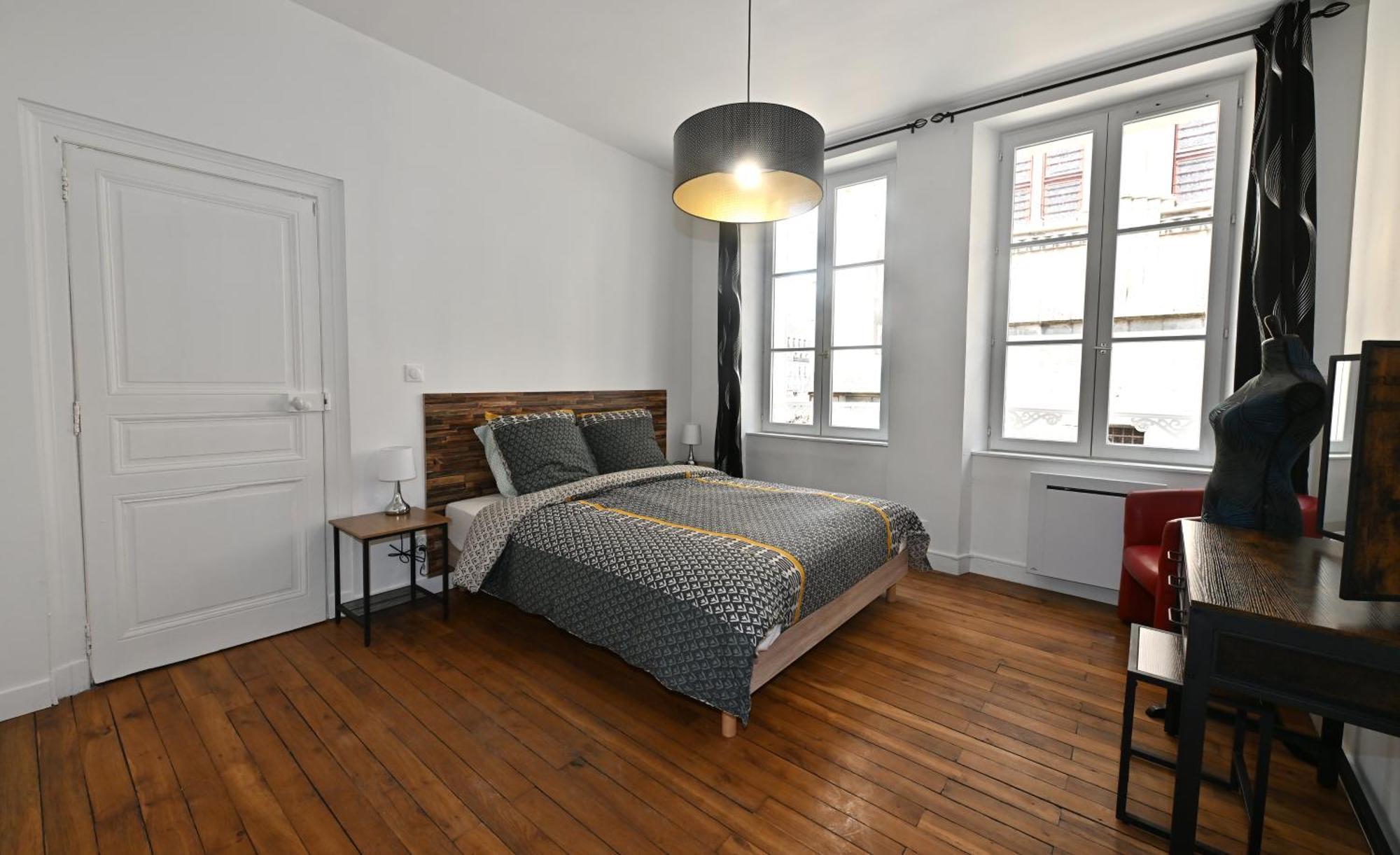 3 Appartements Premium Au Pied De La Cathedrale - Hypercentre Sens Eksteriør billede